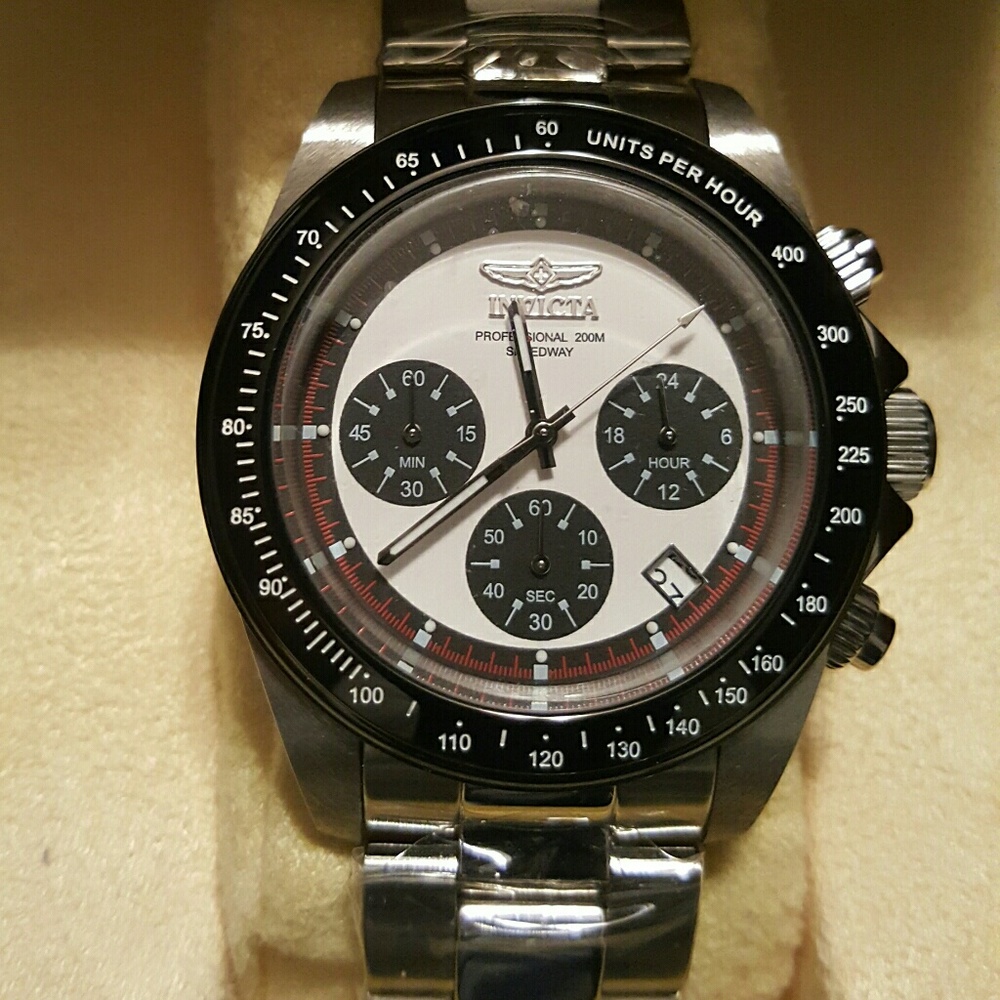 Brand New Invicta Speedway Chronograph Man Watch